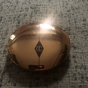 Charlotte Tilbury powder